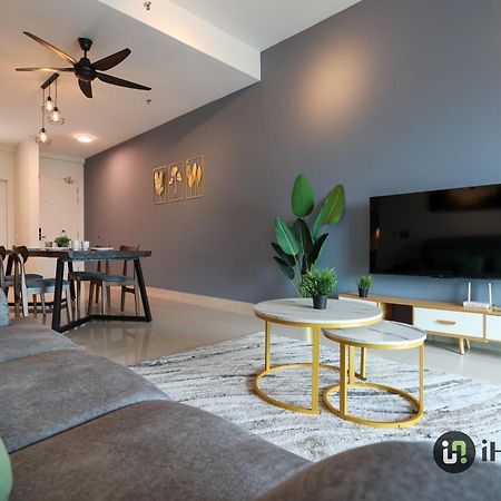 Ong Kim Wee Residence Melaka By I Housing Exterior foto